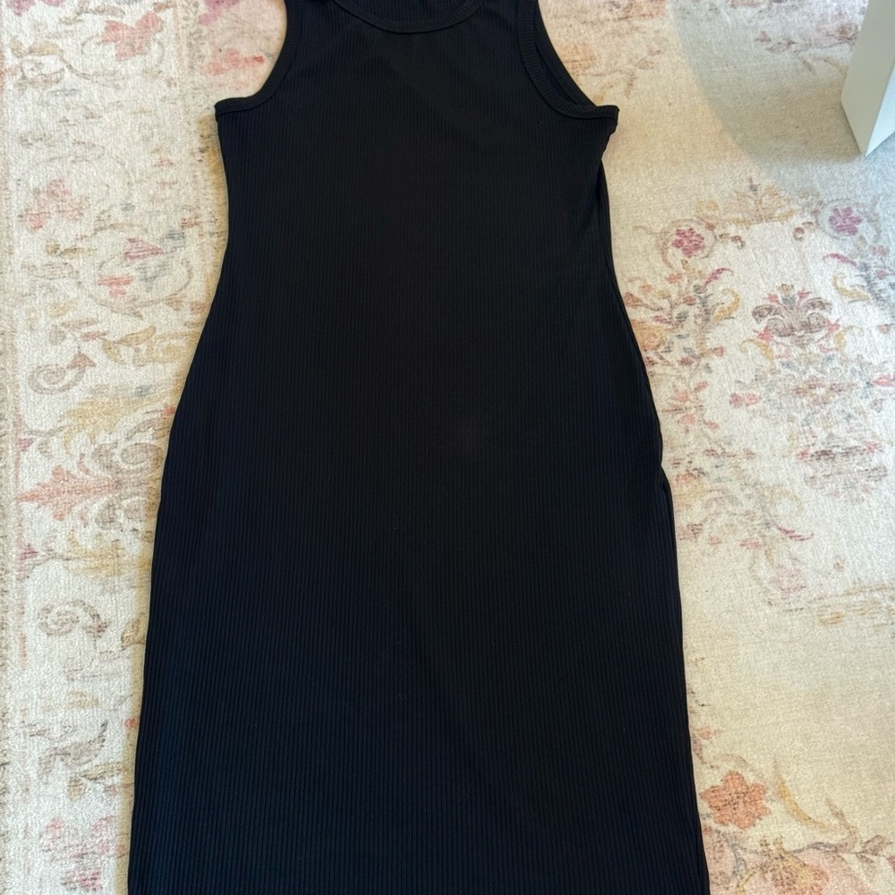 Elegant Black Sleeveless Dress